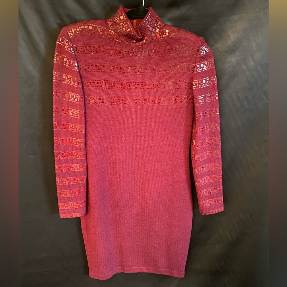 St John Evening by Marie Grey - Gorgeous Long Sleeve Wine Colored Dress - Size 4